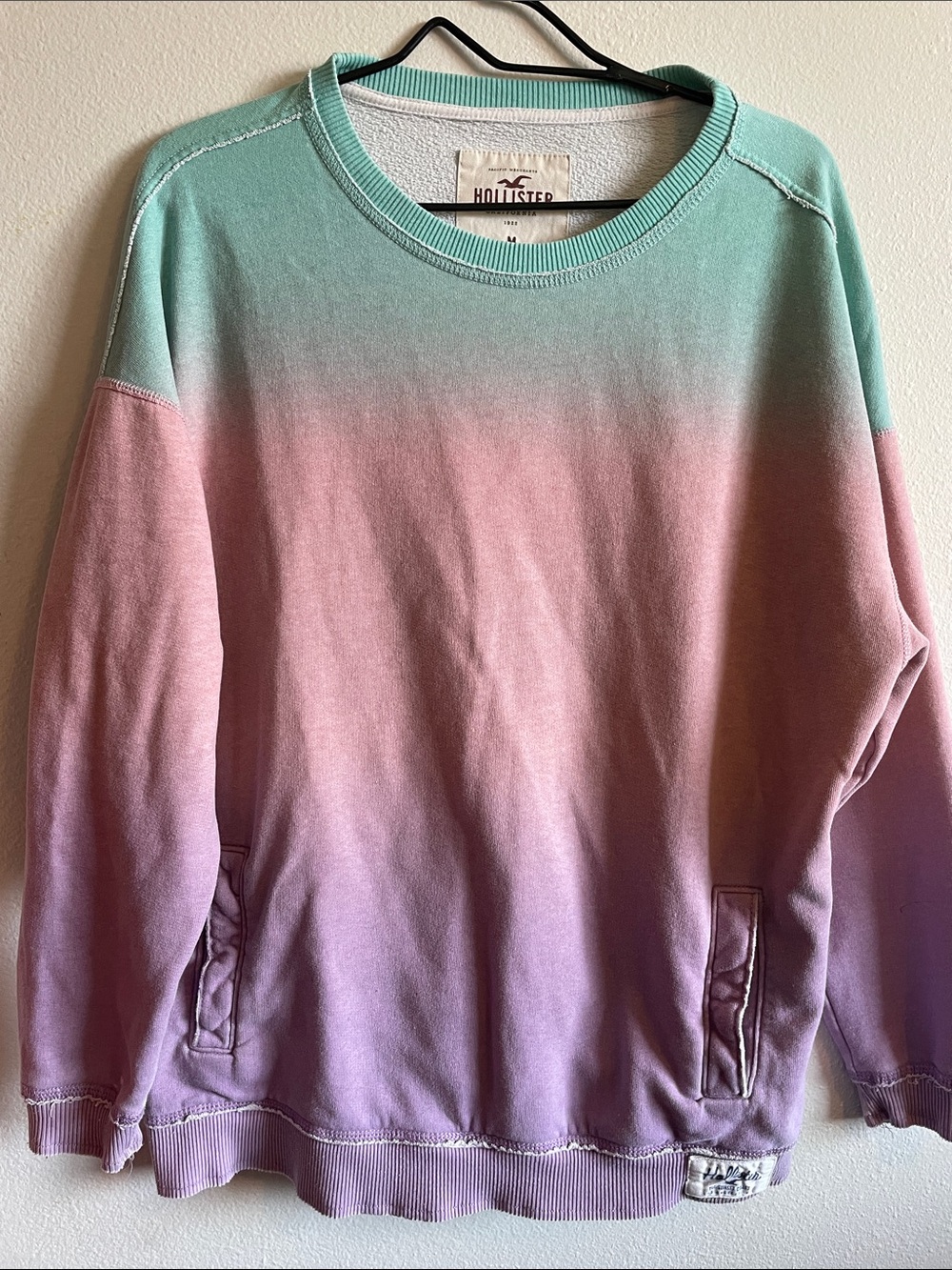 Hollister Pastel Ombre Mint, Pink & Lavender Crewneck-M